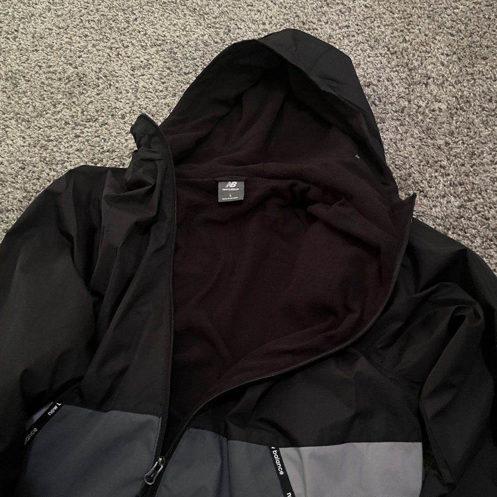 New Balance Men's Black and Dark Gray Performance Jacket